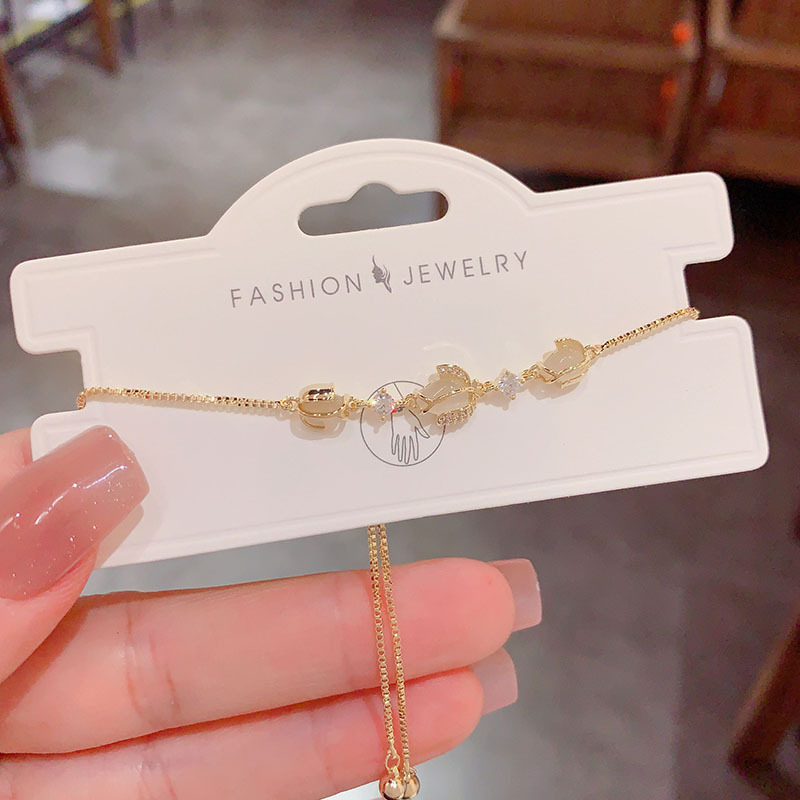 Korean Style Fashion Simple Pull Bracelet Women's Niche Design Sense Light Luxury Tulip Bracelet 2022 New Fashionable Jewelry Korean Style Fashion Simple Pull Bracelet Women's Niche Design Sense Light Luxury Tulip Bracelet 2022 New Fashionable Jewelry