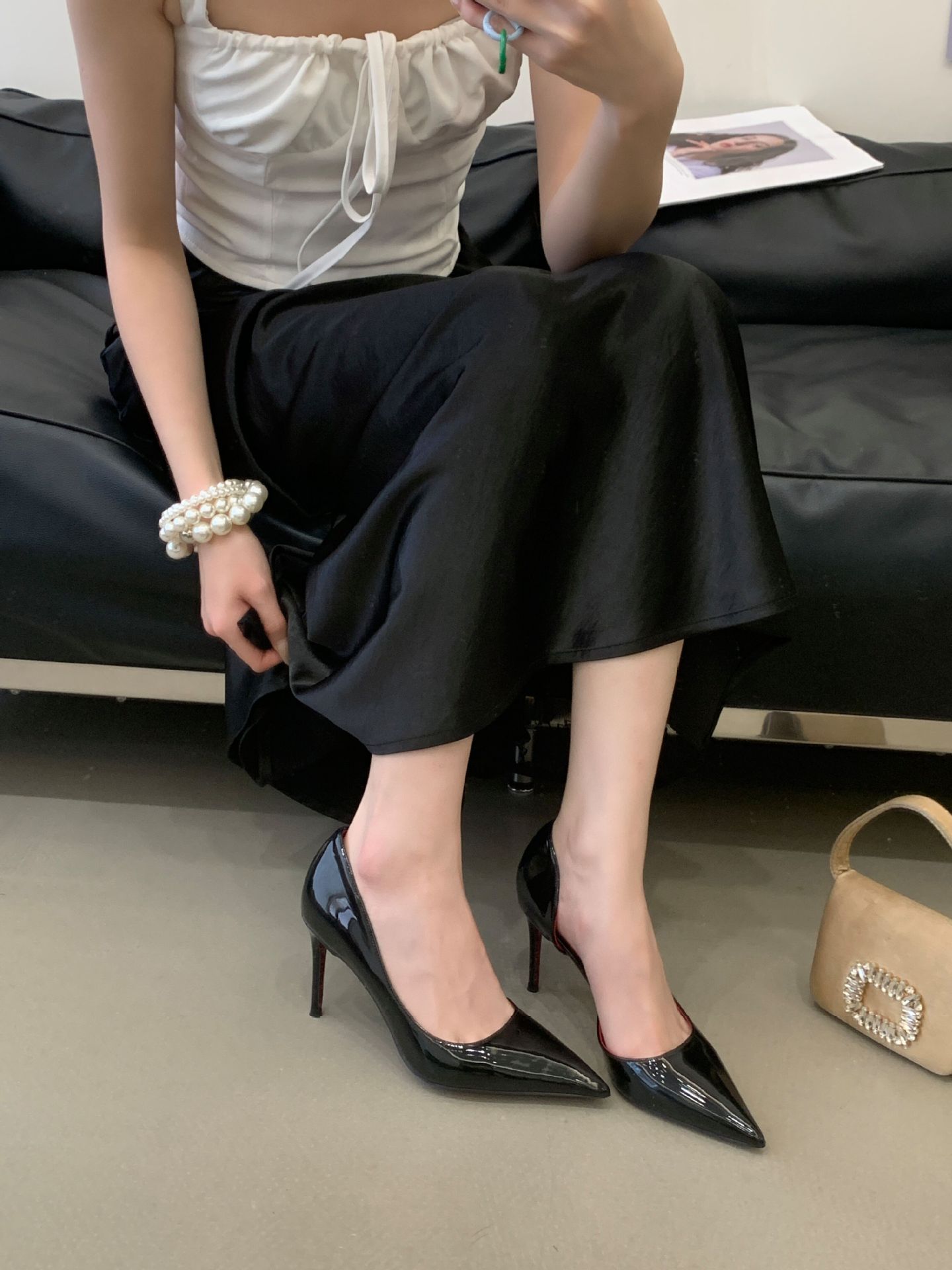 High heels pointed-toe
