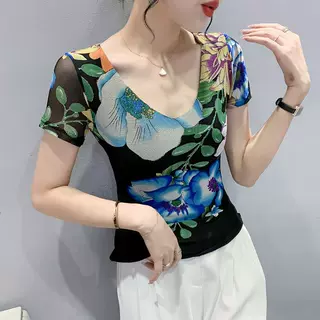 韩亚实拍欧洲站女士网纱V领T恤女2022年新款印花修身显瘦短袖上衣