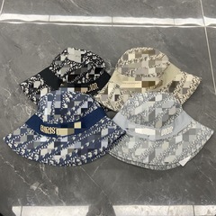 2025新型アルファベット正確版刺繍マーク純綿ファッションカジュアル百合韓版顕顔小日よけ漁師帽