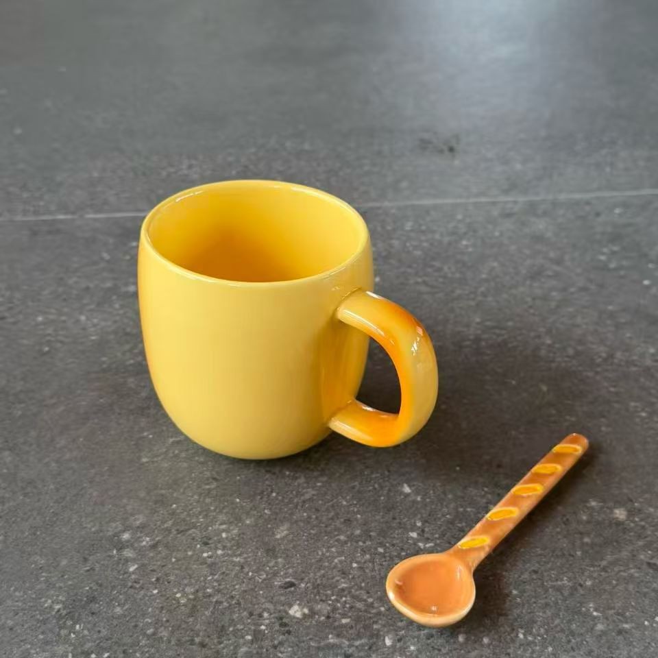 Personalidad creativa pan de dibujos animados gato taza regalo de mano encantadora taza de café de oficina taza de cerámica