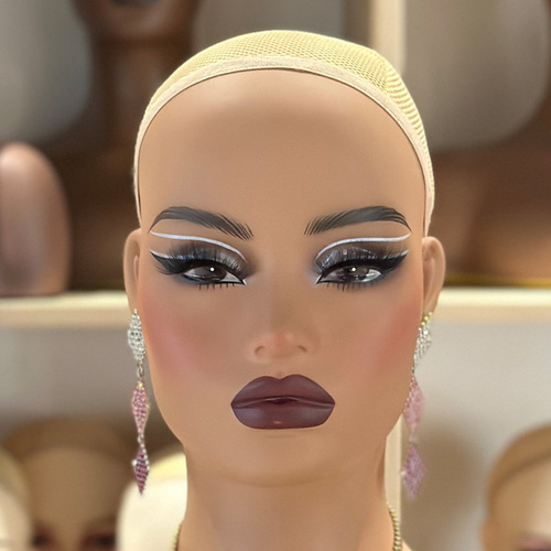 Factory-direct European and American-style necklace & earring display double-shoulder mannequin head, realistic head model, half-body model props