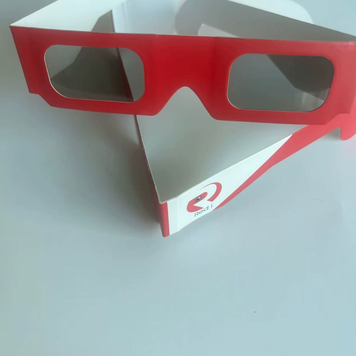 Профессиональное производство круглых поляризованных 3D-очков, одноразовых поляризационных очков, 3D-очков Thingcheng.