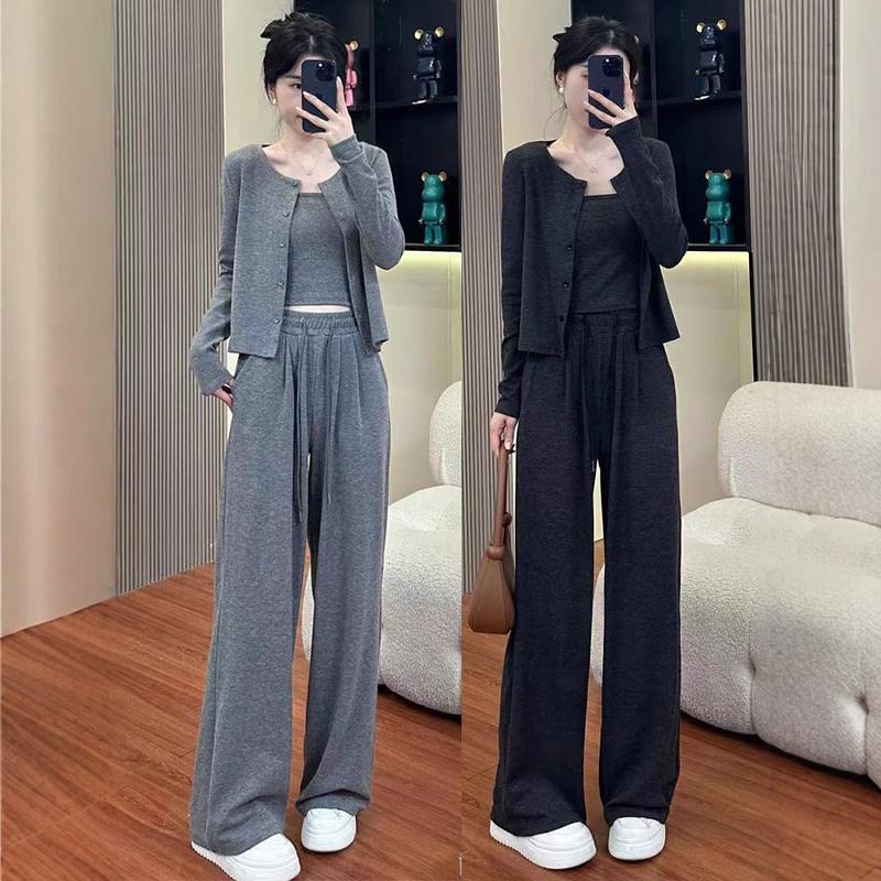Sweatshirt Sports Suspender Suit for Women in Autum 2025 New Style High-End Korean Fashion Wear Complete Set