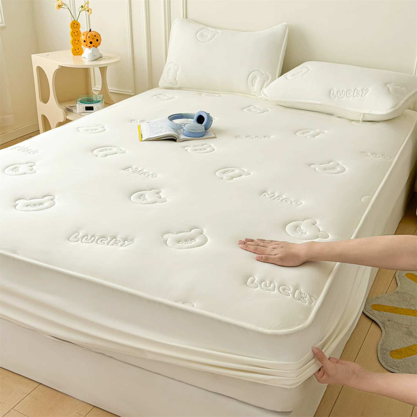 2025 новый стеганый водонепроницаемый простыня, комплект из трех предметов, детский защитный чехол для кровати, универсальный наматрасник, летний двойной