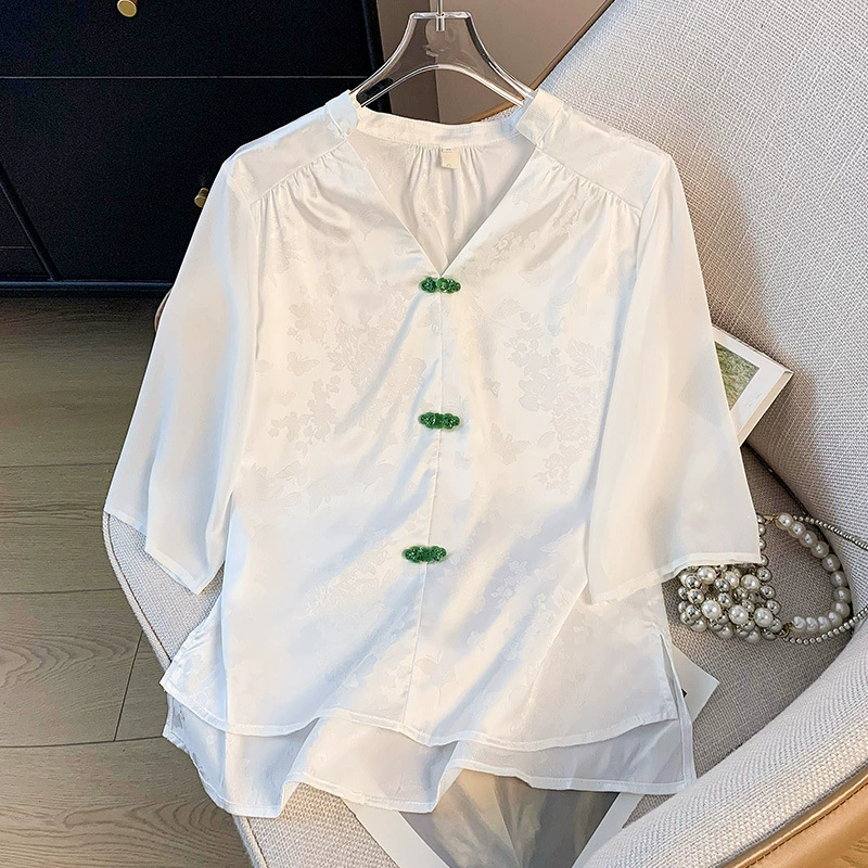 Настоящая фотография новой жаккардовой рубашки в китайском стиле с v-образным вырезом и пуговицами в этническом стиле, улучшенная универсальная рубашка с короткими рукавами в национальном тренде в стиле ретро.