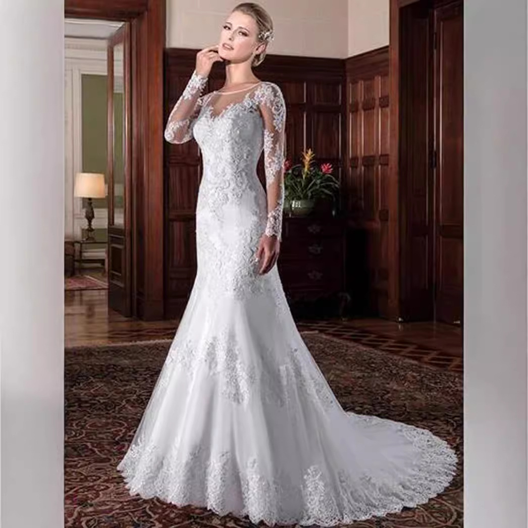 Foreign Trade Hot 2024 New Round Neck Long Sleeve Large Backless Elegant Slim Lace Small Tail Fishtail Wedding Dress Travel Photography