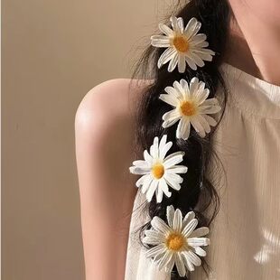 Plumeria headdress head flower hair clip female small daisy Dai ethnic Yunnan tourism fake flower simulated flower side bang clip