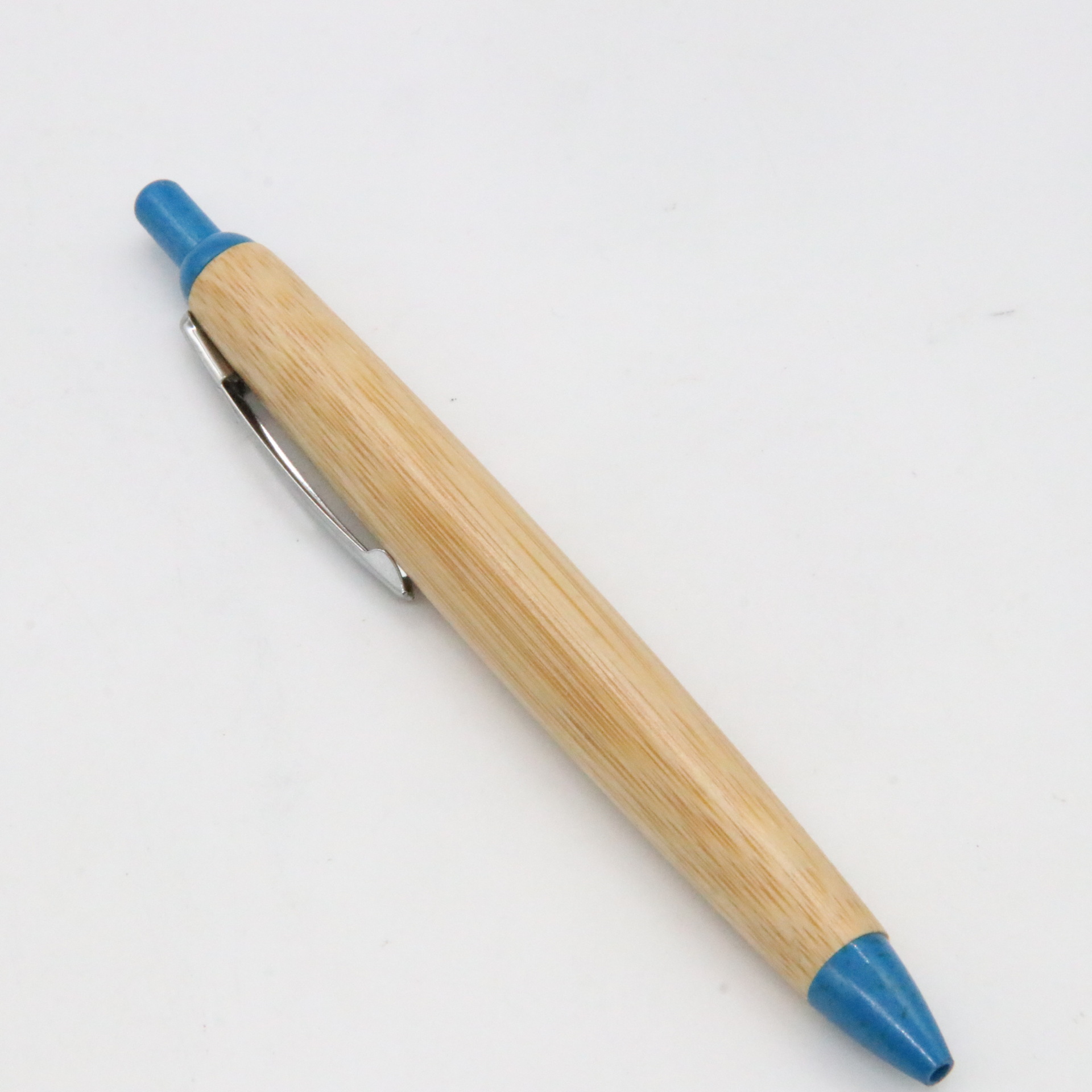 Bambú pluma pantalla táctil de alta color láser logo fábrica al por mayor en stock bolígrafo bambú al por mayor firma pluma