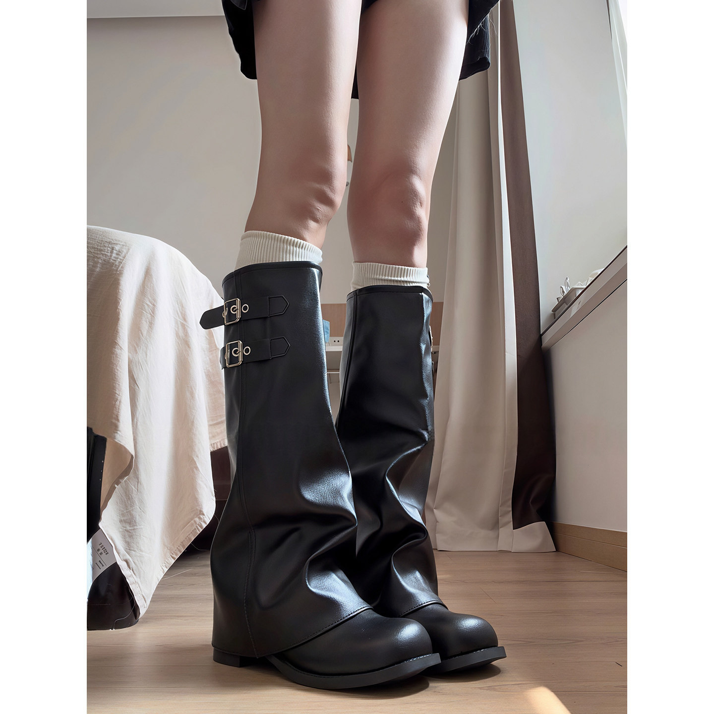 Popular women's long boots 2026 new vintage Maillard pleated stacked boots with chunky heel and belt buckle high-tube pant boots