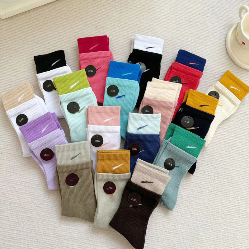 Dopamine Trendy Socks Double Ruffled Socks Women's Hook Color Matching High Tube Fake Two-Piece Sports Basketball Couple Hook Socks Dopamine Trendy Socks Double Ruffled Socks Women's Hook Color Matching High Tube Fake Two-Piece Sports Basketball Couple Hook Socks