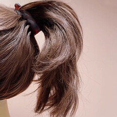 滑り止めの小さいサイズのバナナは髪を挟みます。