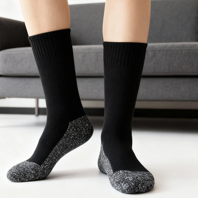 35-degree aluminized fiber heating socks South Moon relieve venous discomfort, self-heating, constant temperature, comfortable foot warmth, and cold protection 35-degree aluminized fiber heating socks South Moon relieve venous discomfort, self-heating, constant temperature, comfortable foot warmth, and cold protection