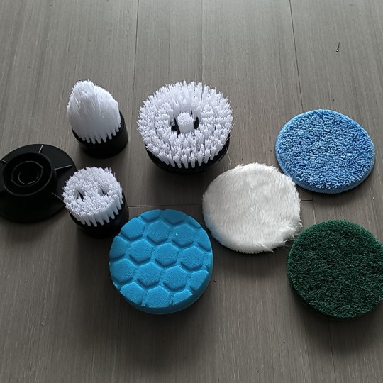 Cepillo de limpieza eléctrico inalámbrico siete en uno de mango largo retráctil trapeador eléctrico eléctrico Spin Scrubber