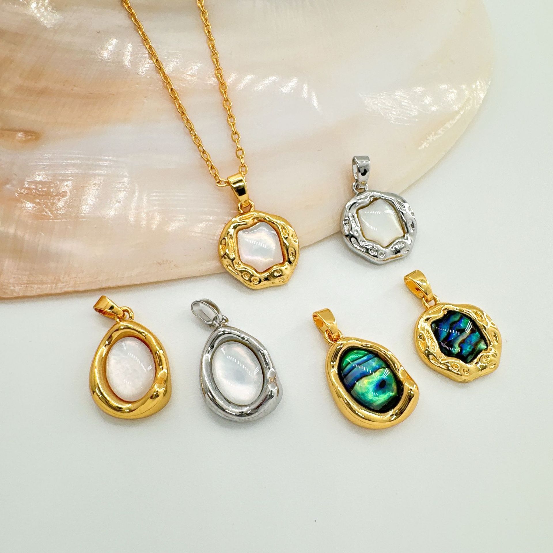 5g Weight Pendant Jewelry Making Type DIY Jewelry Accessories Classification 1 Piece Quantity Copper Material Color Block Pattern Plating Design Simple Style, Classic Style Style 1 Piece Copper Color Block Pendant 4
