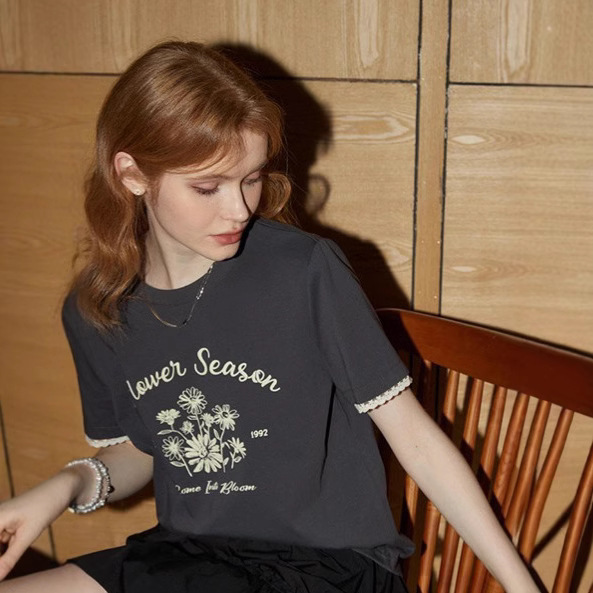 Kuen's Dark Gray Versatile Short-Sleeve T-Shirt for Women, 2026 Spring/Summer New Style, Simple Top, Sweet and Cool