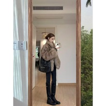 ��ɫ�º���ë�h��Ƥ������Ů����2025�¿�̿�Ƥëһ�wëë�q����