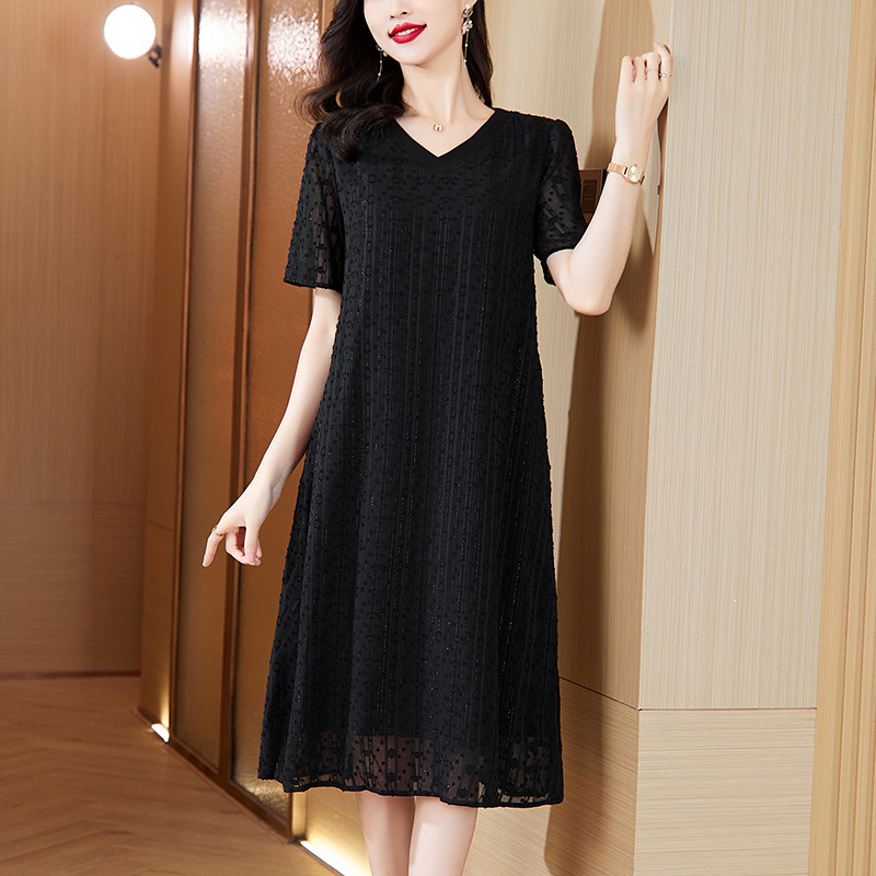 High-End Plus-Size Slimming Silk Dress for Women, 2026 Summer New Style, Loose Plus-Size Silk Mid-Length Dress for Curvy Women High-End Plus-Size Slimming Silk Dress for Women, 2026 Summer New Style, Loose Plus-Size Silk Mid-Length Dress for Curvy Women