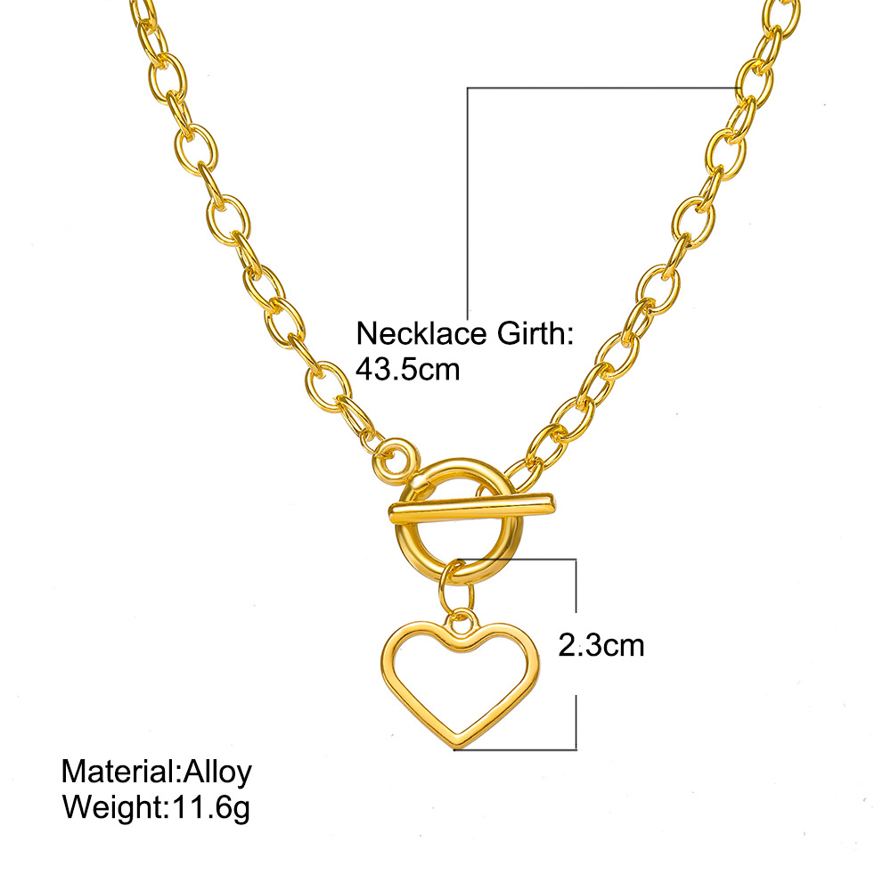 Creative Hollow Heart Pendant Necklace Female Trendy Ot Buckle Collarbone Chain display picture 4