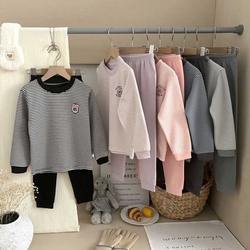 Children's Thermal Intimates Set Autumn and Winter Wool Silk Autumn Clothes and Long Pants for Boys and Girls Two-Piece Baby Home Clothes Children's Thermal Intimates Set Autumn and Winter Wool Silk Autumn Clothes and Long Pants for Boys and Girls Two-Piece Baby Home Clothes