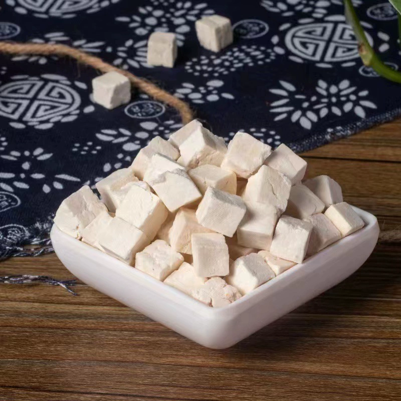 New Chinese medicinal materials for Poria cocos Yunnan Poria cocos can be powdered white Poria cocos origin source large amount of supply from one piece to another