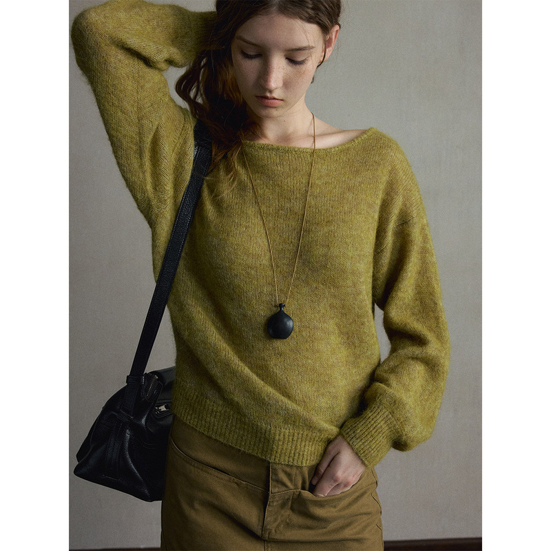 【Shiji】Women's Alpaca Wool Blend Off-Shoulder Knit Sweater with Fluffy Matte Texture and Lantern Sleeves M63566 【Shiji】Women's Alpaca Wool Blend Off-Shoulder Knit Sweater with Fluffy Matte Texture and Lantern Sleeves M63566