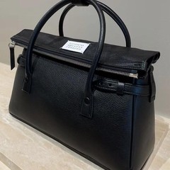 マギラ2025新作ファッション高級感シングル肩斜め掛けハンドバッグ5AC通用新作本革ブラック女性カバン