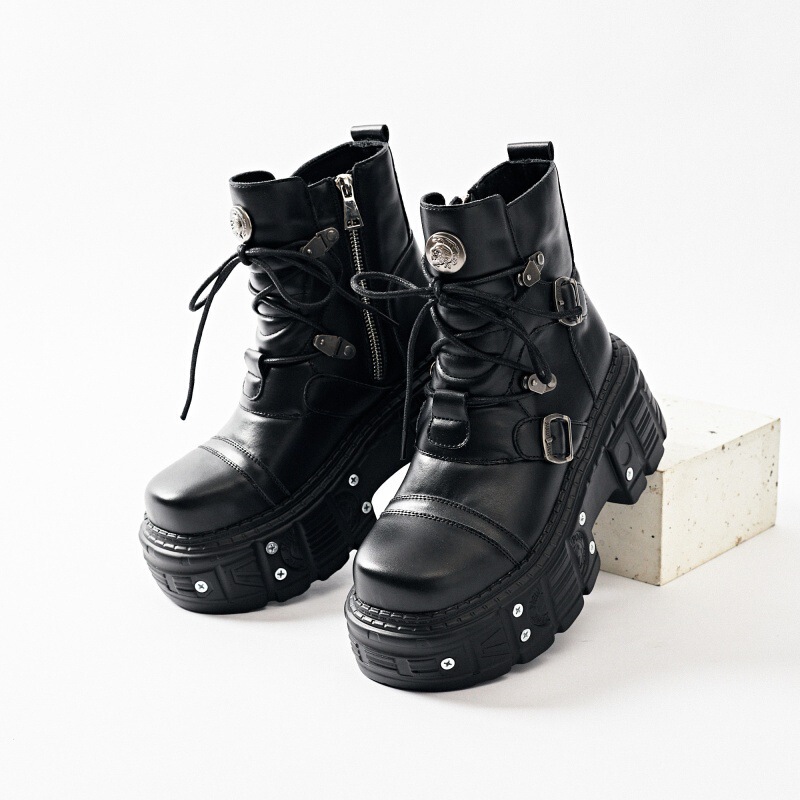 Thick-soled niche boots 2024 new European and American style foreign trade cross-border Martin boots Gothic style locomotive punk boots Thick-soled niche boots 2024 new European and American style foreign trade cross-border Martin boots Gothic style locomotive punk boots