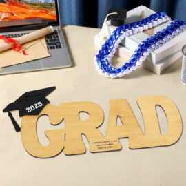 跨境新品毕业季GRAD木质工艺品可签名毕业派对拍照道具木制摆件