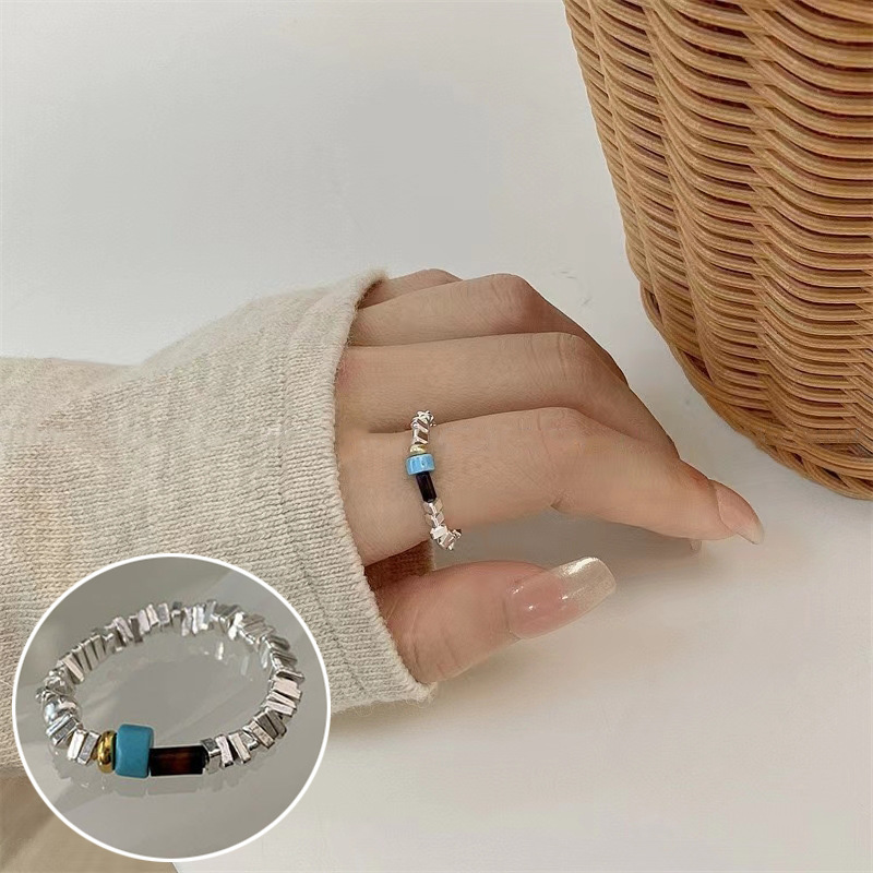 Anillo cuadrado chapado en plata S925 para mujer, anillo abierto en forma de V geométrico de moda vintage, anillo irregular para el dedo índice estilo ins.