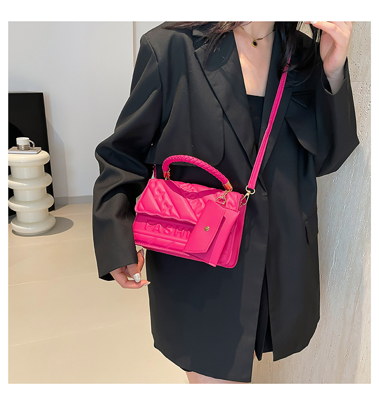 Ladies' candy-colored stylish handbag, 2024 autumn new ins single-shoulder crossbody bag, stylish embossed small square bag undefined