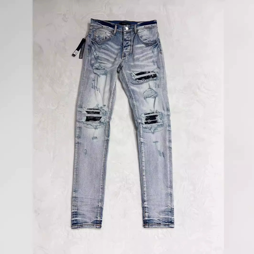 Джинсы (Jb amiri tide) с нашивками, узкий крой и эластичным низом, цвета 30–40