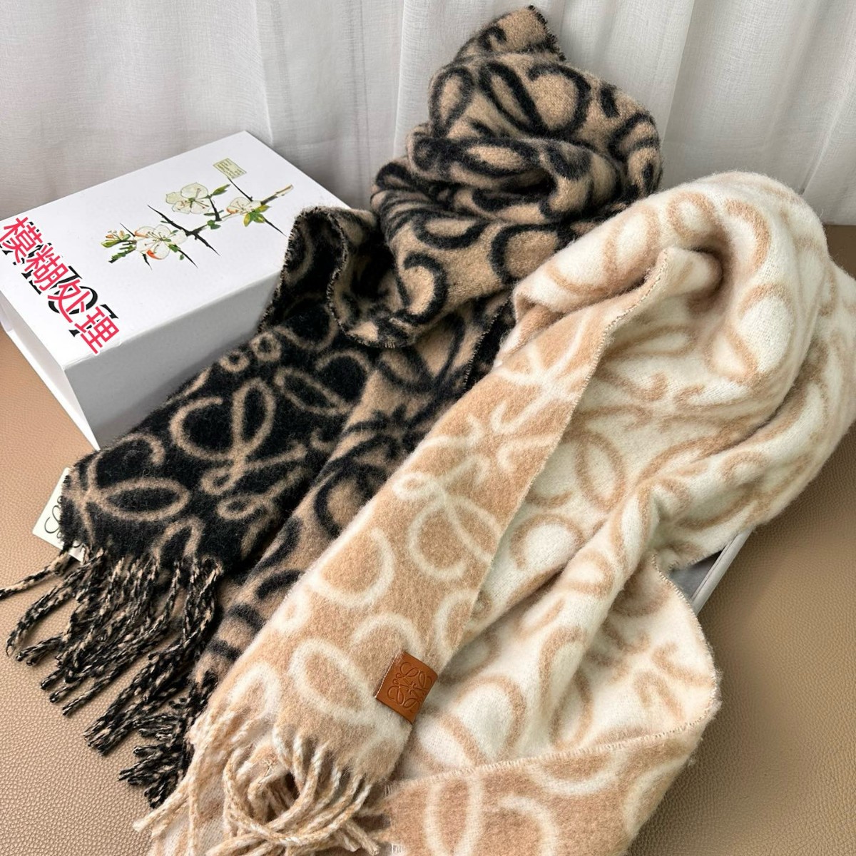 棋盘格纹双面羊绒羊毛围巾围脖柔软舒适女士男女同款时尚百搭