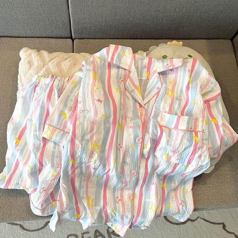 Comercio exterior de Vietnam verano nuevo estilo nube rebeca de algodón solapa dulce pijama de dibujos animados pantalones cortos de manga corta traje de servicio a domicilio para mujer