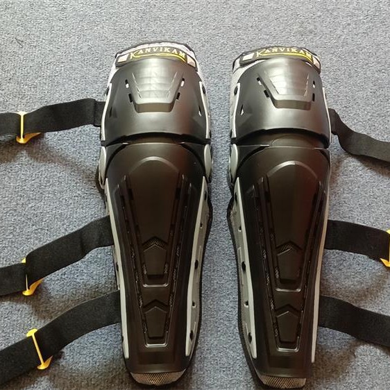 Motocicleta carreras rodilla PAD/engranaje de protección de alta gama a prueba de viento y frío cuatro estaciones universal pierna protector desmontable Junta rodilla pad