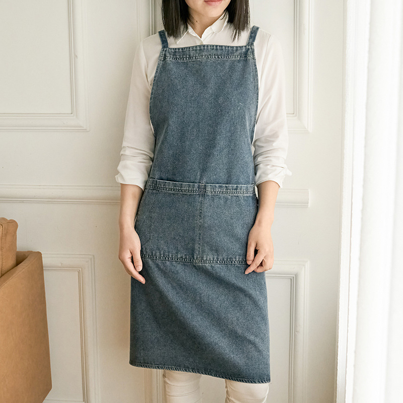 デニムのエプロンの台所の家庭用和式の工装のネイルの絵のコーヒーメーカーの仕事の男女は腰のロゴを囲んで印字します。