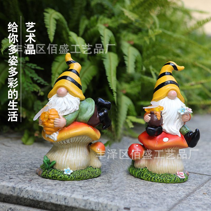 Decoración de patio transfronterizo lámpara solar Elf bienvenido tarjeta enana hongos resina artesanía goblin ornamentos