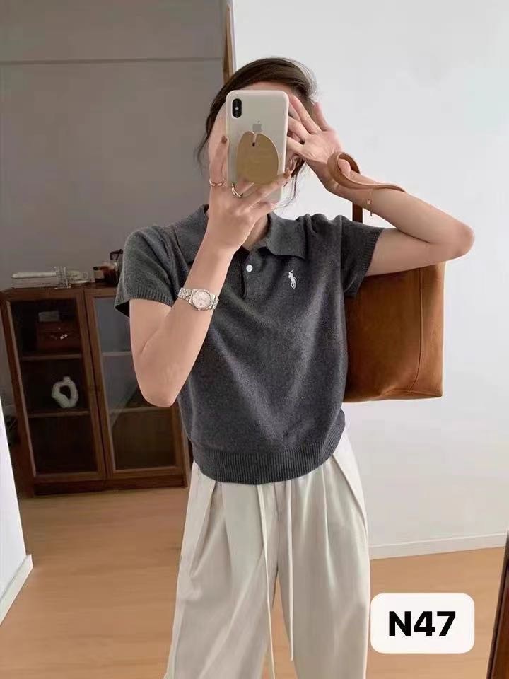 짙은 회색