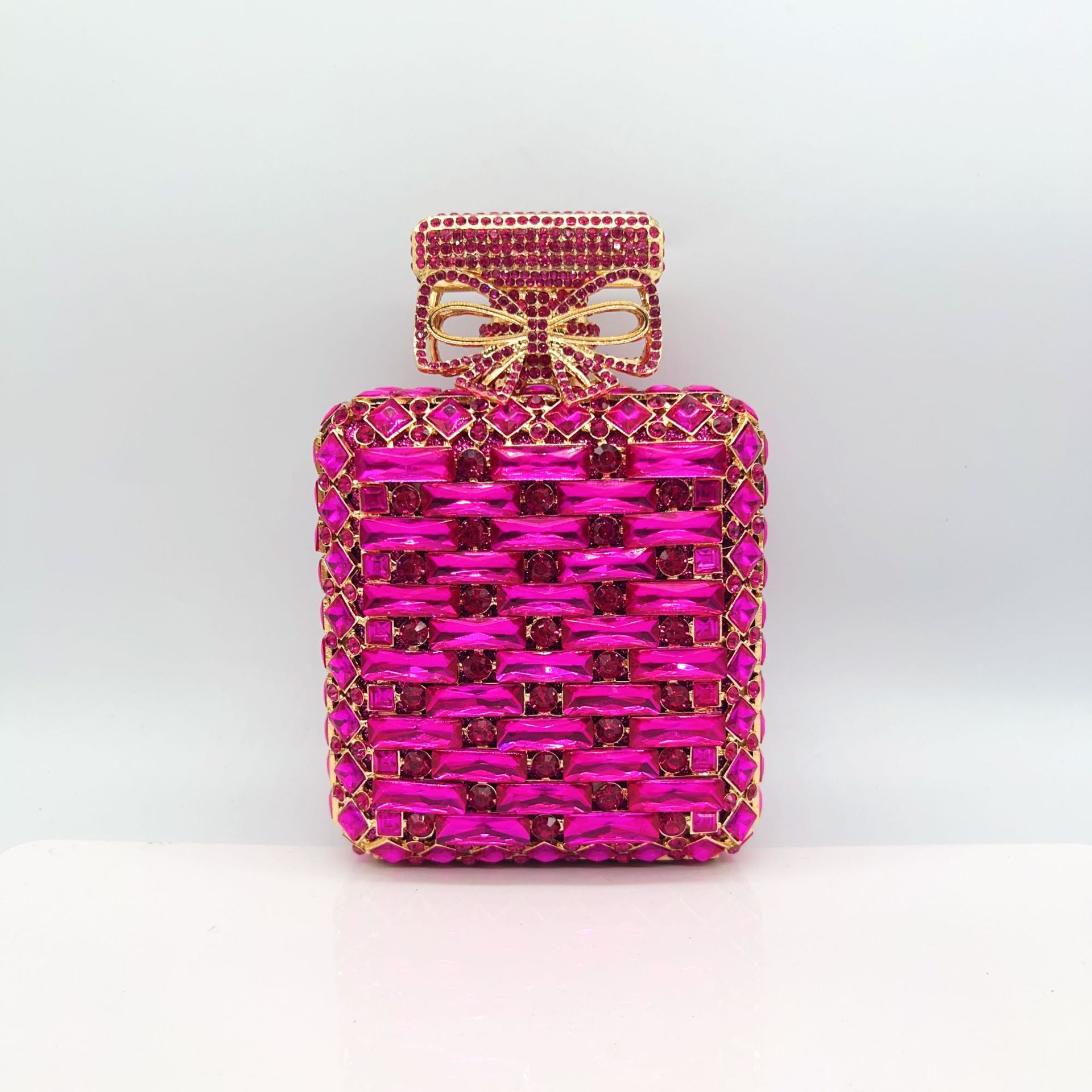 Transfronterizos nueva botella de perfume cuadrada con diamantes bolsas de cena europeas y americanas bolsas de mano de diamantes clutch nuevo oro blanco