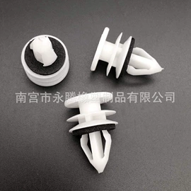 车身及附件;其他汽车改装;撬棍、起钉器