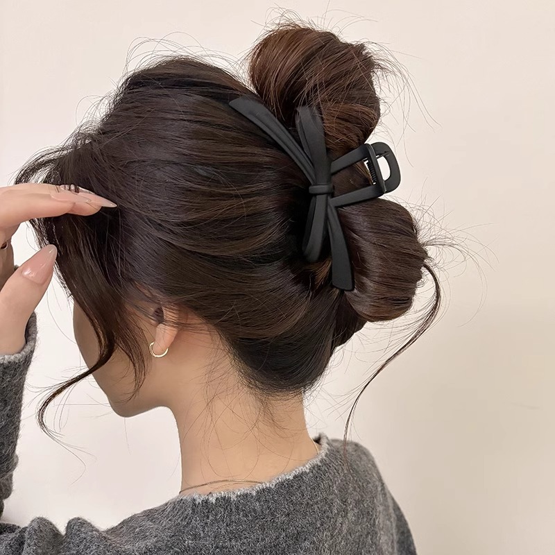 Nuevo cabello de gran tamaño más rascar broca de cabello de arco temperamento de alto nivel amoroso detrás del cerebro broca de perla tiburón