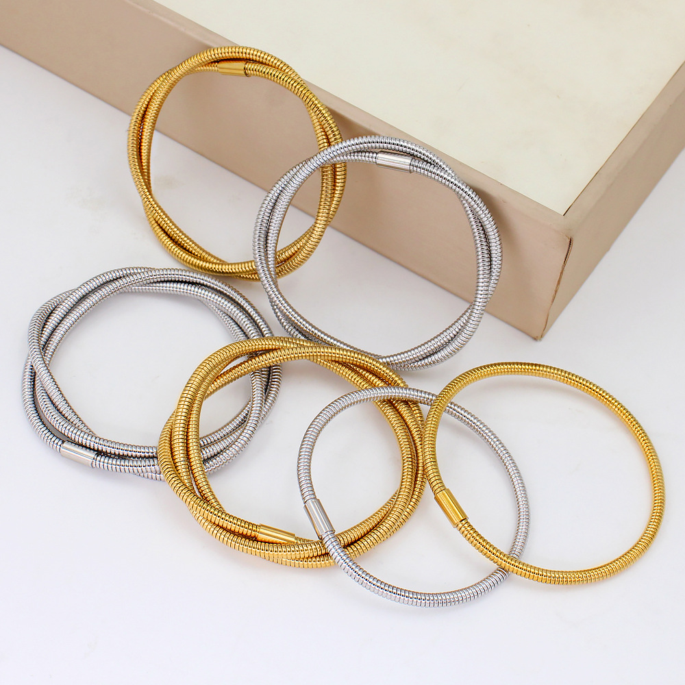 Plating Design Retro Classic Style Solid Color 304 Stainless Steel Bracelets In Bulk