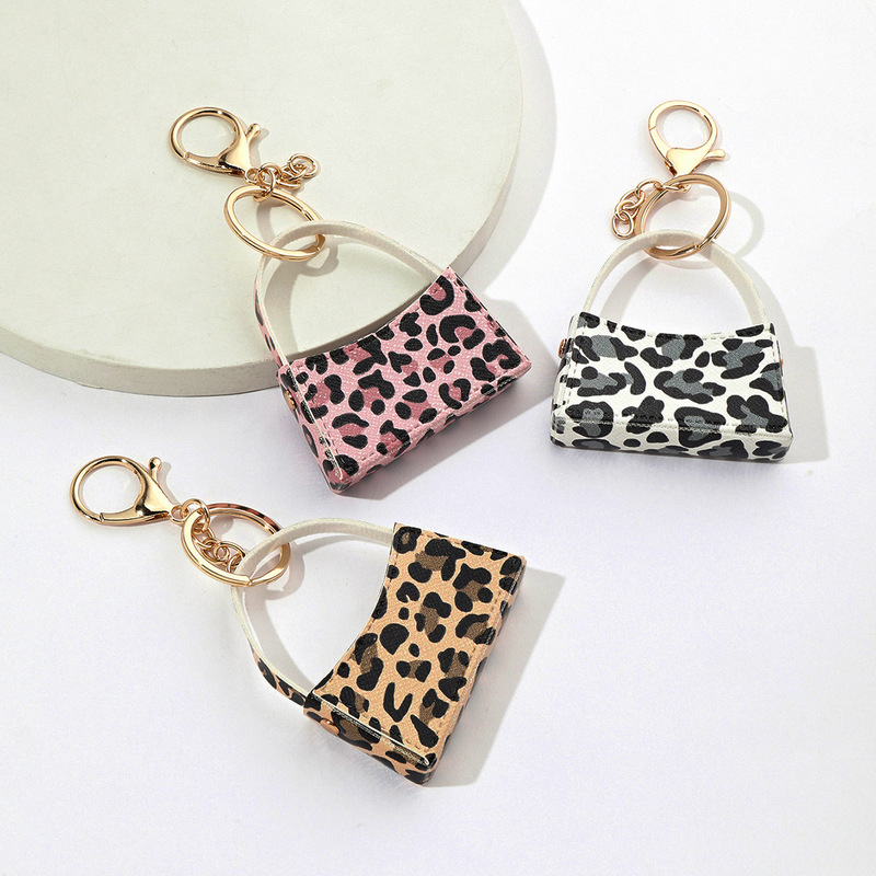 Leopard Print Small Curved Bag Keychain Pendant PU Leather Coin Purse Key Chain Cross-border Car Bag Hanging Accessories Leopard Print Small Curved Bag Keychain Pendant PU Leather Coin Purse Key Chain Cross-border Car Bag Hanging Accessories