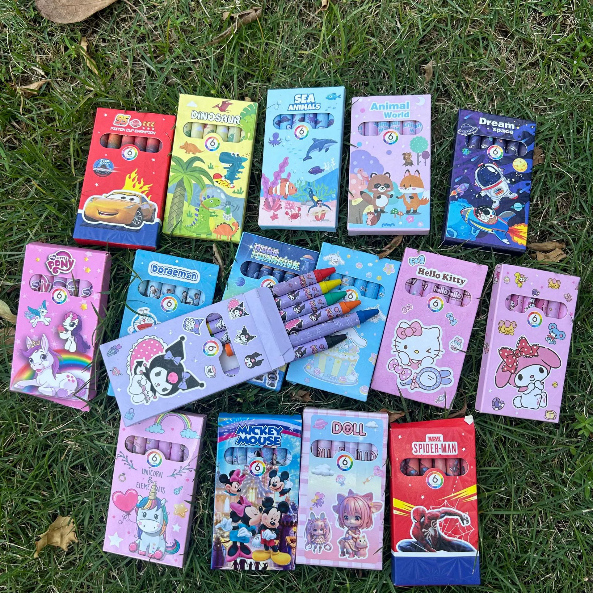 Детский сад Милый мини-подарок Картина Граффити Художественные принадлежности Мультфильм Мелок 6 Цветной Мелок 808 Внешняя торговля