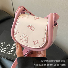 2025超火迷你包包女小包斜挎高级感新款夏季百搭休闲耳机包轻便款