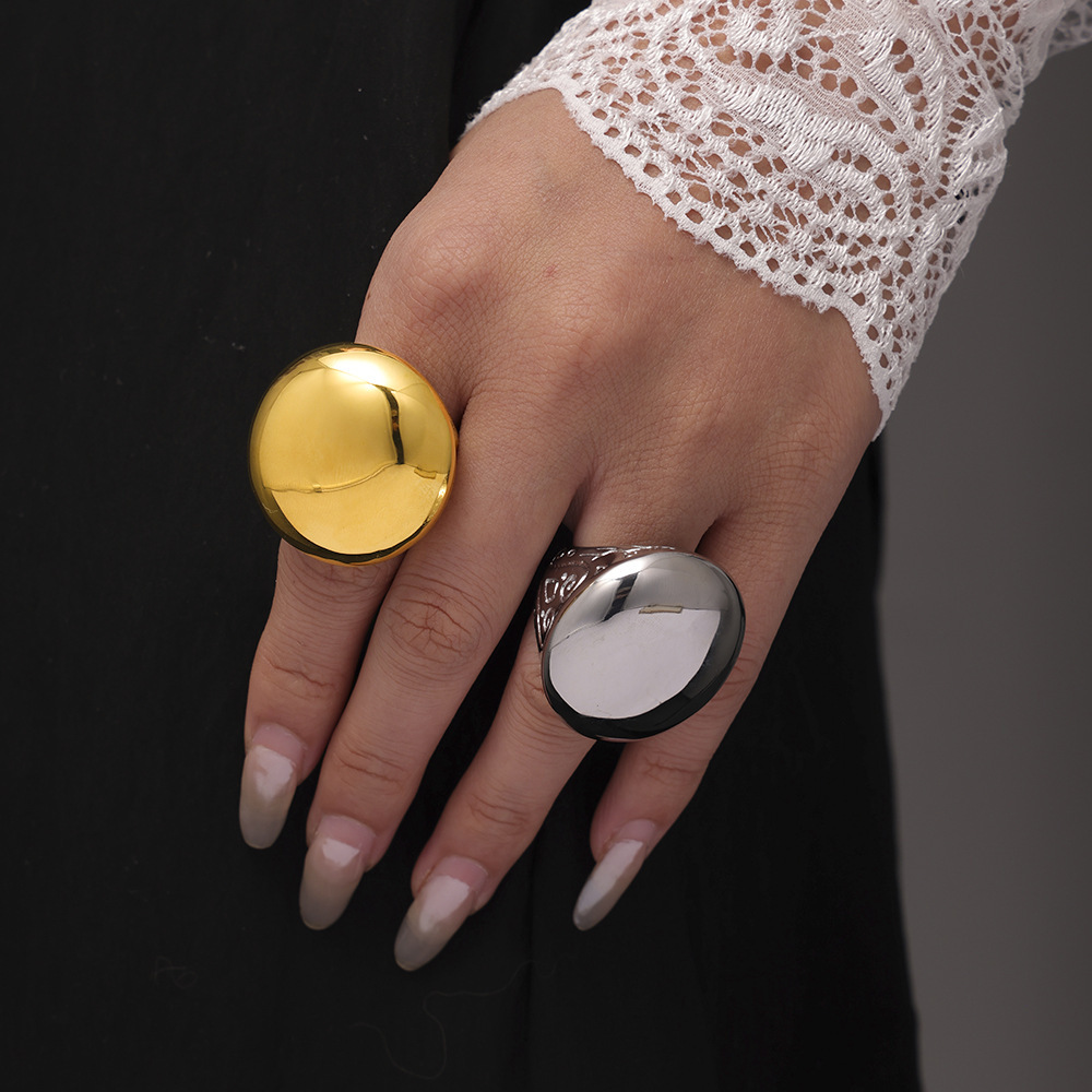 Mysterious Jewelry High Texture Large Light Face Roman Pattern Digital Casting Ring Women's Stainless Steel PVD Plated_voghion.com