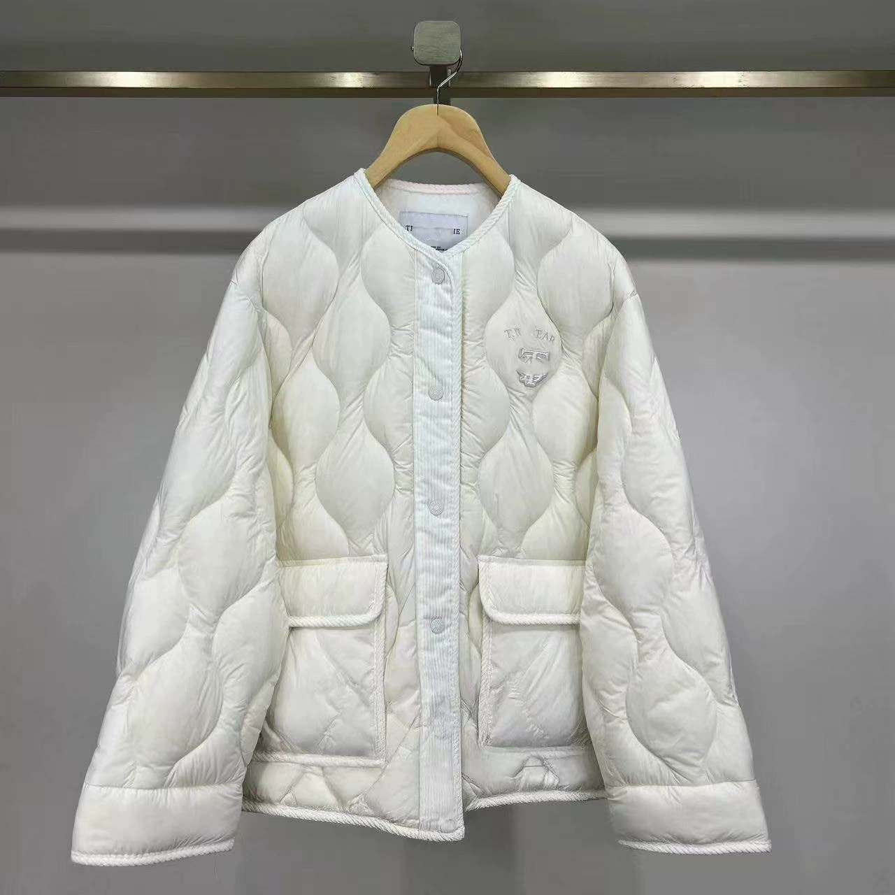 2) Velvet down jacket with increased thickness: Бархатная пуховая куртка, увеличенная толщина, утка/утинный пух