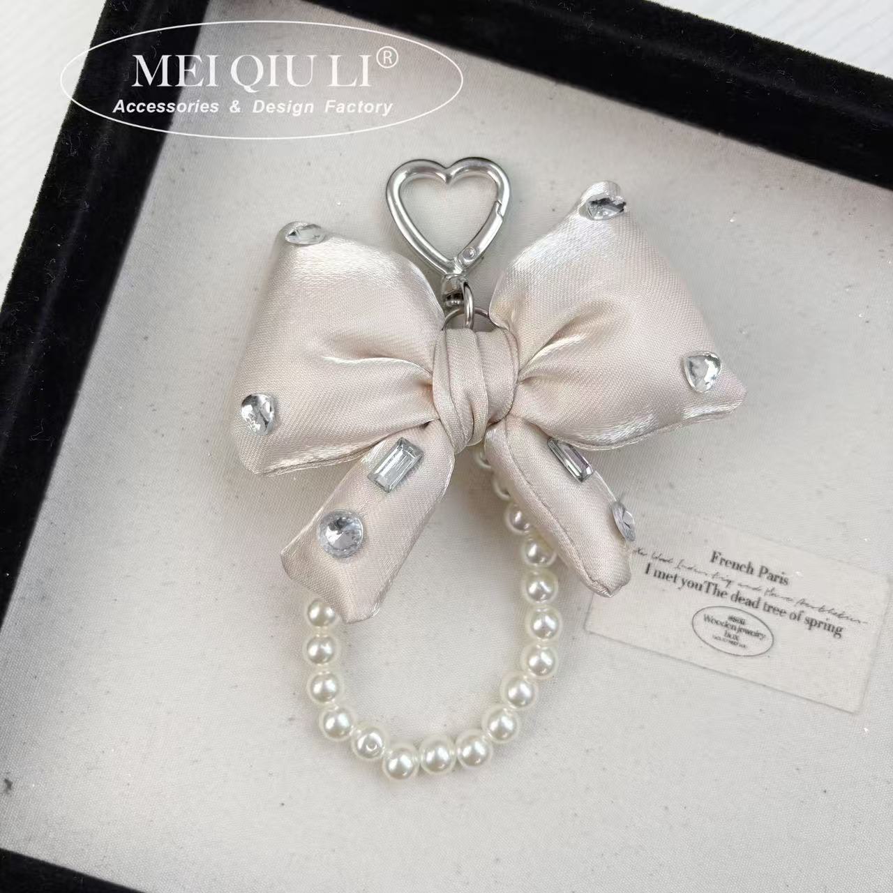 Elegant, Modern Style Style 1 Piece Rhinestone Satin Bow Knot Bag Charms