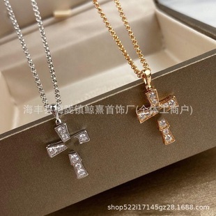 �����߹�ʮ�ּ���Ů�߰�V�����18kõ�����H�����i������l