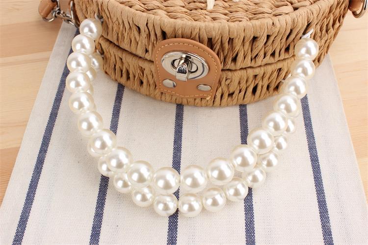 Women's Small Straw Solid Color Vintage Style Classic Style Semicircle Lock Clasp Straw Bag display picture 7